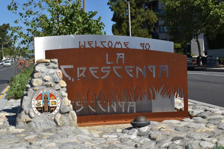 Crescenta Valley Town Council